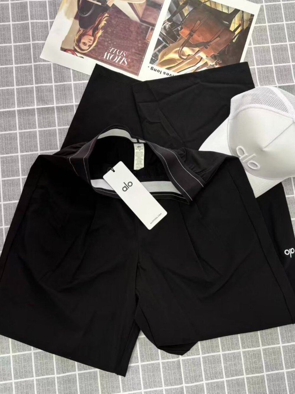 Women's Black Commuting Yoga Pants ALO Yoga🌙Regular inner seam length 30 inches - Picture 5 of 8